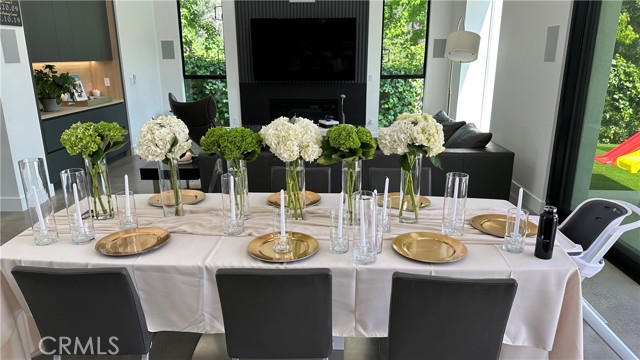 1400 E Palm Street, Altadena CA: https://media.crmls.org/medias/db71b262-0bd7-4a8c-8ac8-f289c44878ee.jpg