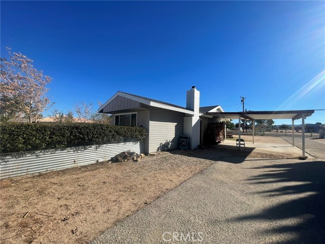 15900 Mesquite, Hesperia CA: https://media.crmls.org/medias/db71dbe7-1088-4c3b-9053-977228c813af.jpg