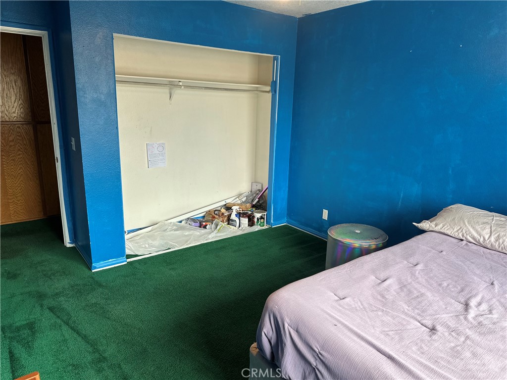 https://media.crmls.org/medias/db722f65-d1b8-447b-8f12-4686b78e5088.jpg?preset=X-Large