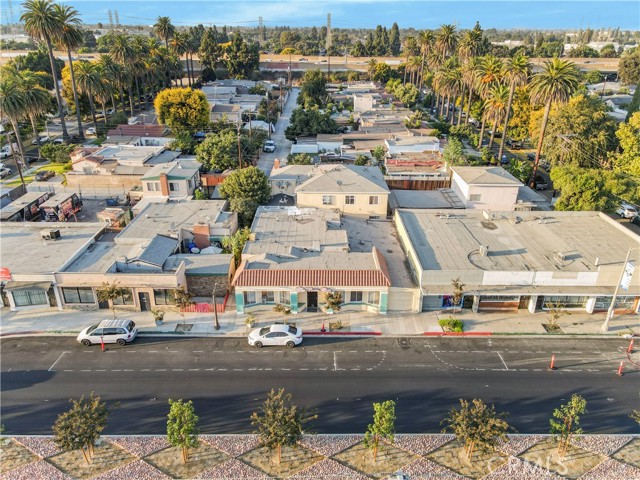 Detail Gallery Image 3 of 6 For 725 E Artesia Bld, Long Beach,  CA 90805 - – Beds | – Baths