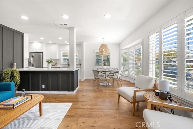 6202 Arbor Road, Lakewood CA: https://media.crmls.org/medias/db743688-747e-4d47-bef6-b0102672f968.jpg