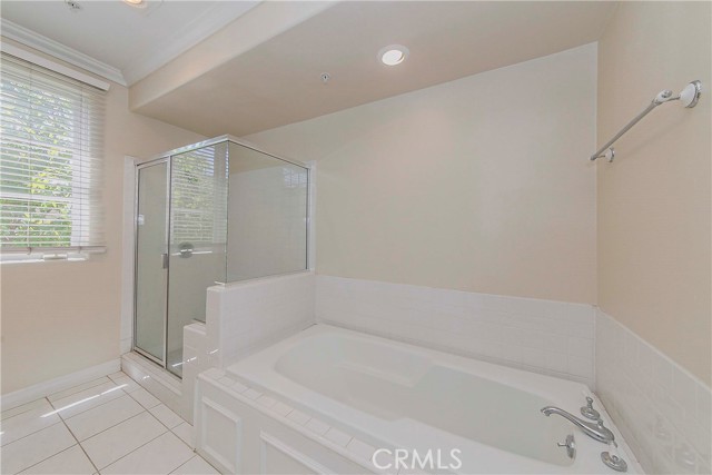 1250 Midvale Avenue, Los Angeles CA: https://media.crmls.org/medias/db74bd29-21f6-45b7-b3ba-51f174ece8ec.jpg