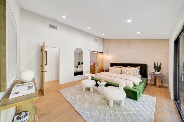 5534 Pattilar Avenue, Woodland Hills CA: https://media.crmls.org/medias/db75494b-2a62-4486-a67a-9364c1347d51.jpg