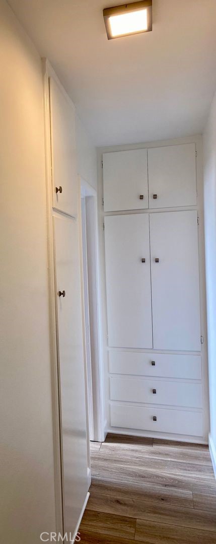 Detail Gallery Image 8 of 8 For 241 Newport #5,  Long Beach,  CA 90803 - 1 Beds | 1 Baths