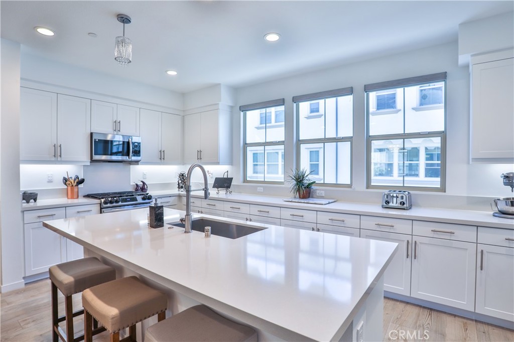 Db76B701 Ee9D 48Fa Baef 32493F3Bc779 224 Babson Court, Claremont, Ca 91711 &Lt;Span Style='BackgroundColor:transparent;Padding:0Px;'&Gt; &Lt;Small&Gt; &Lt;I&Gt; &Lt;/I&Gt; &Lt;/Small&Gt;&Lt;/Span&Gt;