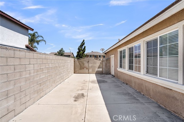 Detail Gallery Image 37 of 39 For 16569 Sugar Ln, Fontana,  CA 92337 - 4 Beds | 2/1 Baths