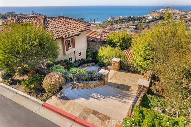 Detail Gallery Image 11 of 46 For 517 Emerald Bay, Laguna Beach,  CA 92651 - 4 Beds | 4 Baths