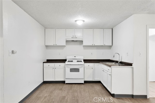 Detail Gallery Image 9 of 30 For 127 May Ave, Barstow,  CA 92311 - 3 Beds | 1 Baths