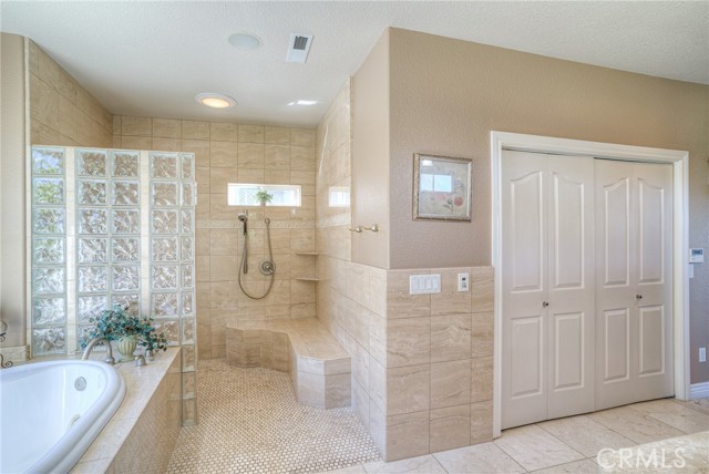 Detail Gallery Image 63 of 75 For 22 Castle Creek Dr, Oroville,  CA 95966 - 3 Beds | 2/1 Baths