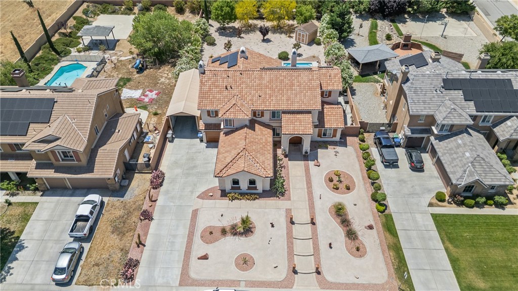 https://media.crmls.org/medias/db780d7c-cc72-4660-bad1-232541cfe436.jpg?preset=X-Large