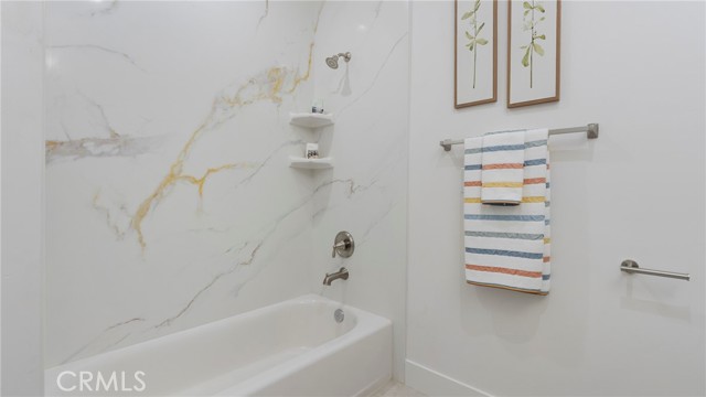 362 S Halcyon Road, Arroyo Grande CA: https://media.crmls.org/medias/db782c4d-9fc0-4b5b-b83b-26064eede8f5.jpg