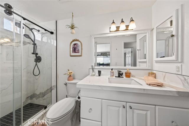 Detail Gallery Image 15 of 27 For 2794 La Praix, Highland,  CA 92346 - 4 Beds | 2 Baths