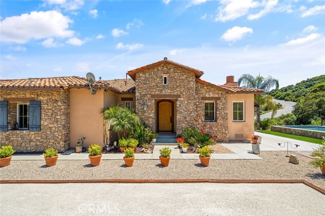 Detail Gallery Image 5 of 50 For 36505 Calle De Lobo, Murrieta,  CA 92562 - 4 Beds | 4/1 Baths