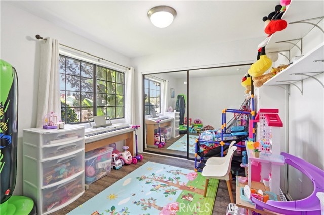 Detail Gallery Image 13 of 25 For 7815 Vassar, Canoga Park,  CA 91304 - 4 Beds | 2 Baths