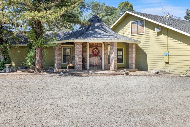 Detail Gallery Image 5 of 71 For 39330 W Hwy 198, Coalinga,  CA 93210 - 4 Beds | 3 Baths