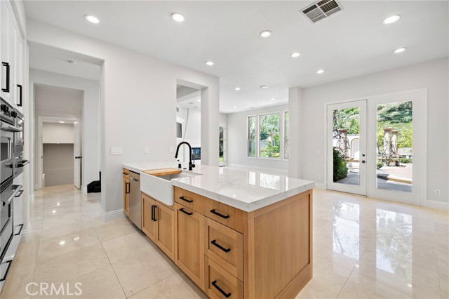 21 CATANIA, Newport Coast CA: https://media.crmls.org/medias/db7905cc-94f8-471a-8baf-870d78d75afd.jpg
