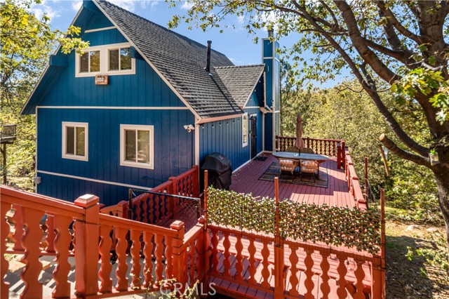 1372 Sequoia, Lake Arrowhead, CA 92352