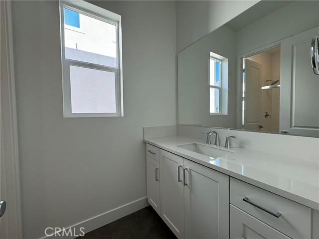 Detail Gallery Image 20 of 40 For 114 Seep, Irvine,  CA 92618 - 4 Beds | 4 Baths