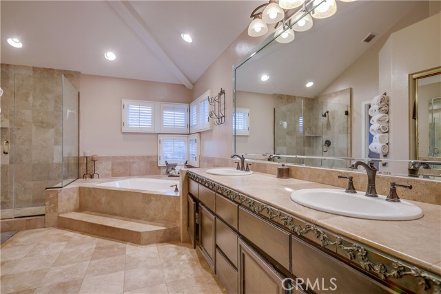 4 Sugarpine Drive, Trabuco Canyon CA: https://media.crmls.org/medias/db7b1c5c-3a1c-4d3c-9fdf-1c4acd41041f.jpg
