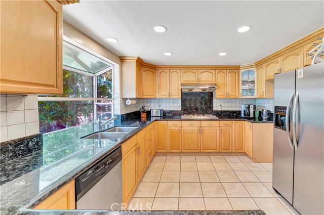 11830 Killimore Avenue, Porter Ranch CA: https://media.crmls.org/medias/db7b76af-cc78-4aed-8038-e21fa93758ca.jpg