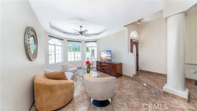 Image 5 of 25 For 31795 Avenida Del Yermo