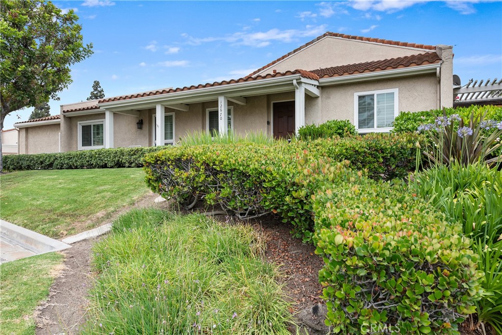 12670 Oxford Drive