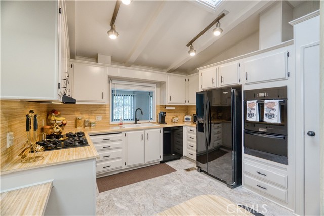 Detail Gallery Image 15 of 45 For 601 N Kirby #524,  Hemet,  CA 92545 - 2 Beds | 2 Baths