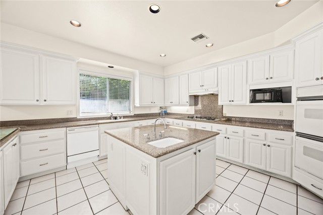 1526 S 2nd Avenue, Arcadia CA: https://media.crmls.org/medias/db7d0fcd-3950-483b-b191-9a0292cdc474.jpg