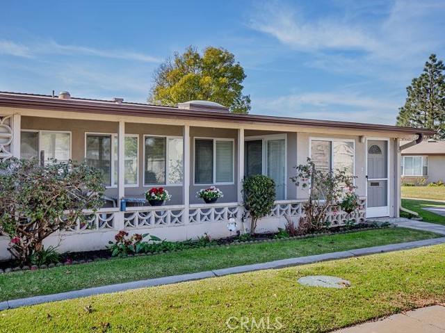 Detail Gallery Image 1 of 31 For 13381 Fairfield Ln M8-179g,  Seal Beach,  CA 90740 - 2 Beds | 1 Baths