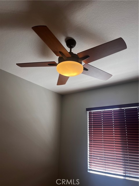 29 Del Padre, Lake Forest CA: https://media.crmls.org/medias/db7e3e5b-4745-4bd4-98a2-01378484fc4c.jpg