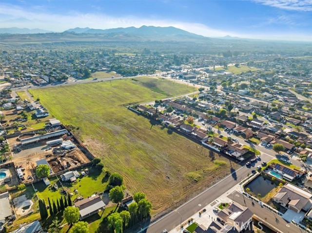 Detail Gallery Image 13 of 15 For 9061 Limonite, Jurupa Valley,  CA 92509 - – Beds | – Baths