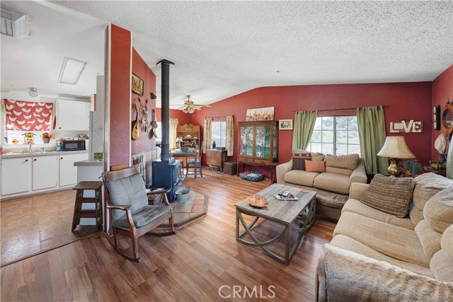 Detail Gallery Image 7 of 39 For 6135 Hubbard Rd, Acton,  CA 93510 - 2 Beds | 2 Baths
