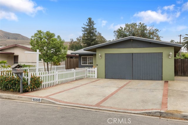 4168 Ish Drive photo 3
