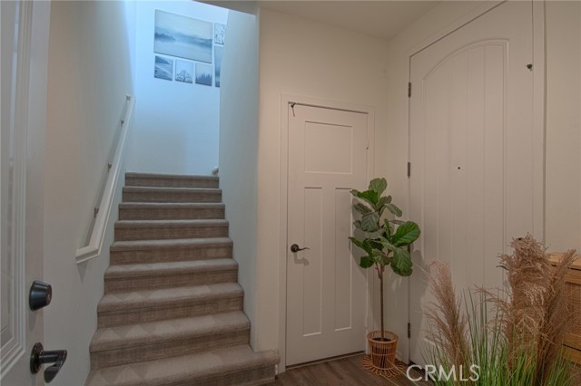 Detail Gallery Image 4 of 19 For 524 S Anaheim #1,  Anaheim,  CA 92805 - 3 Beds | 2 Baths