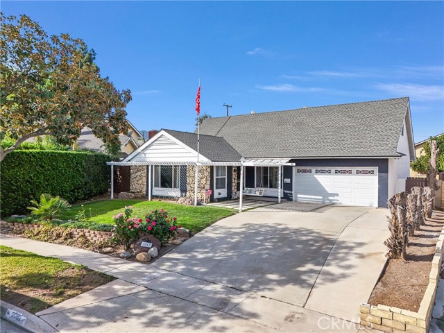 Detail Gallery Image 1 of 31 For 2062 Melba Ct, Corona,  CA 92879 - 4 Beds | 2 Baths