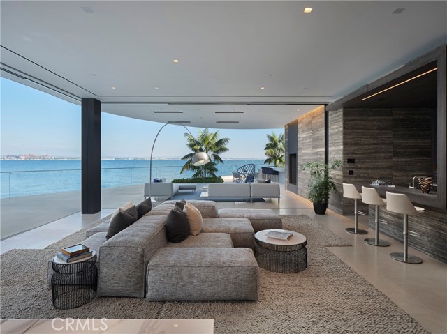 3 The Point, Coronado CA: https://media.crmls.org/medias/db813a10-9809-4a6c-93cf-d228f7a7028b.jpg