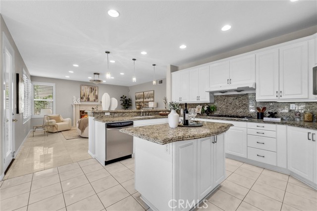Detail Gallery Image 14 of 46 For 2572 Carlton Pl, Rowland Heights,  CA 91748 - 5 Beds | 5 Baths