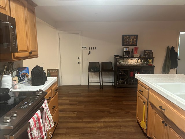 Detail Gallery Image 9 of 24 For 9370 Somerset, Rancho Cucamonga,  CA 91701 - 4 Beds | 2 Baths