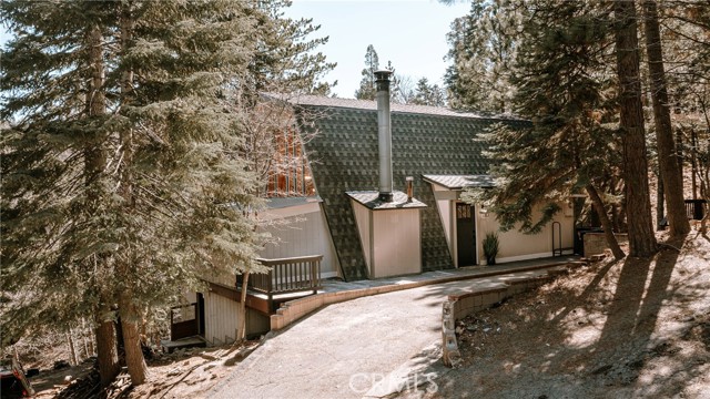 Detail Gallery Image 45 of 49 For 26980 Everest, Lake Arrowhead,  CA 92317 - 2 Beds | 2 Baths