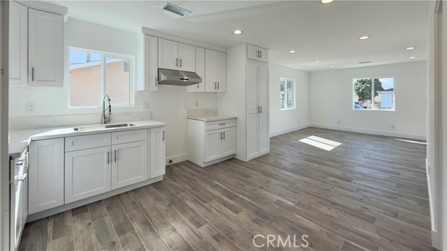 1346 Fraser Avenue, East Los Angeles CA: https://media.crmls.org/medias/db83c284-0b7a-4fd4-abee-2fb7ea9fbd71.jpg