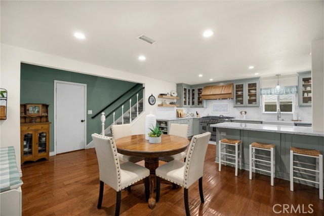 Image 3 of 25 For 502 Pinehurst Avenue