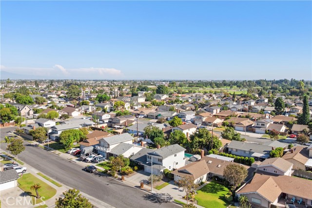 4322 Fontainbleau Avenue, Cypress CA: https://media.crmls.org/medias/db84af8b-fa5c-44fc-8a44-25d4bf7c0786.jpg