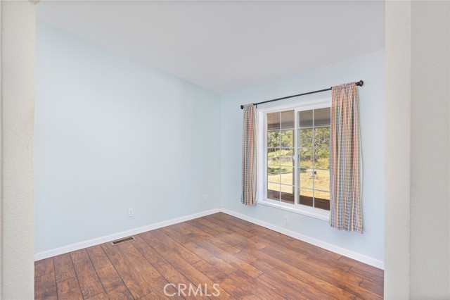 4372 Woodview Lane, Mariposa CA: https://media.crmls.org/medias/db84be63-3c17-475f-aba4-6e0ef5fec948.jpg
