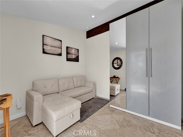 Detail Gallery Image 33 of 39 For 20537 Little Rock Way, Malibu,  CA 90265 - 5 Beds | 3 Baths