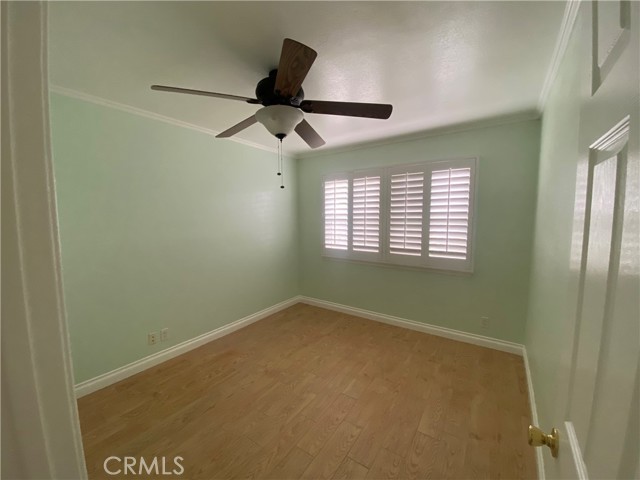 Detail Gallery Image 11 of 14 For 7107 E Aivlis, Long Beach,  CA 90815 - 4 Beds | 2 Baths