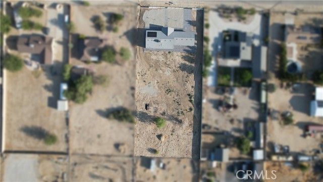 10165 E Avenue S10, Littlerock CA: https://media.crmls.org/medias/db86dcdd-1d4f-44d5-927c-d948fdcff8fb.jpg