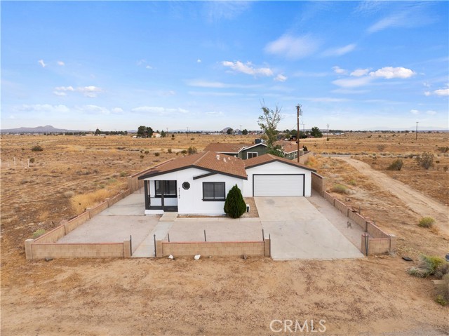 Detail Gallery Image 1 of 1 For 22140 Bader Ct, California City,  CA 93505 - 3 Beds | 2 Baths