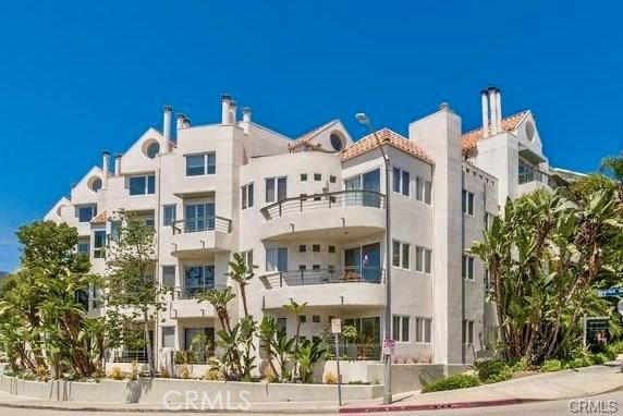 Detail Gallery Image 2 of 24 For 15425 Antioch St #104,  Pacific Palisades,  CA 90272 - 2 Beds | 2 Baths