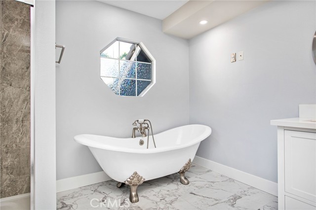 Detail Gallery Image 33 of 54 For 30471 Caliente Pl, Canyon Lake,  CA 92587 - 3 Beds | 2 Baths