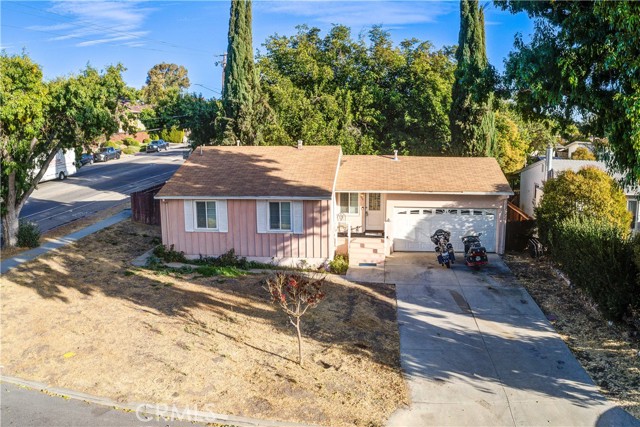 Detail Gallery Image 1 of 1 For 648 Bolen Dr, Paso Robles,  CA 93446 - 2 Beds | 1 Baths